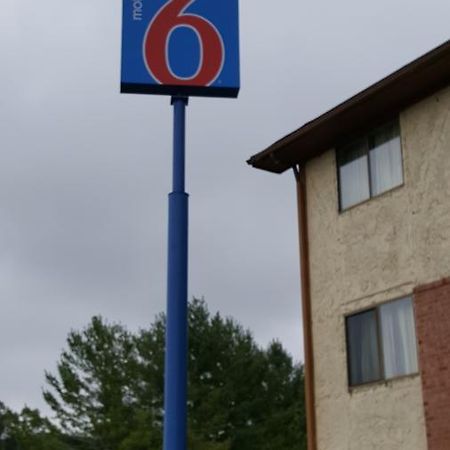 Motel 6 Morehead Exteriér fotografie